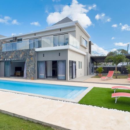 Spacious 4 Bedrooms Villa With Infinity Pool Grand Bay Exteriér fotografie