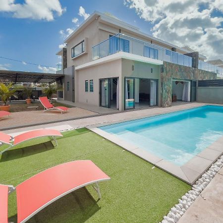 Spacious 4 Bedrooms Villa With Infinity Pool Grand Bay Exteriér fotografie